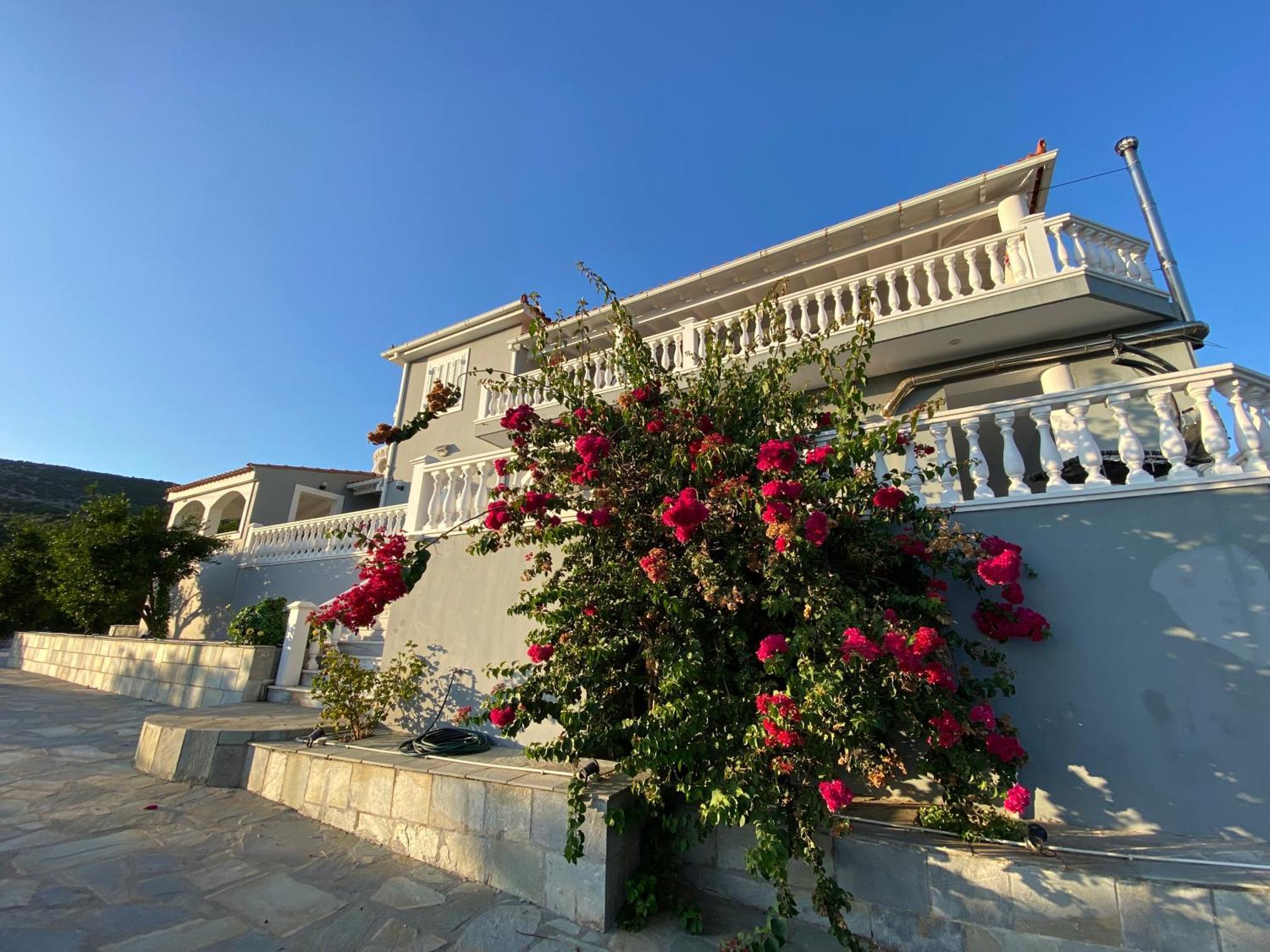 Villa Karras Pythagoreio  Exterior photo